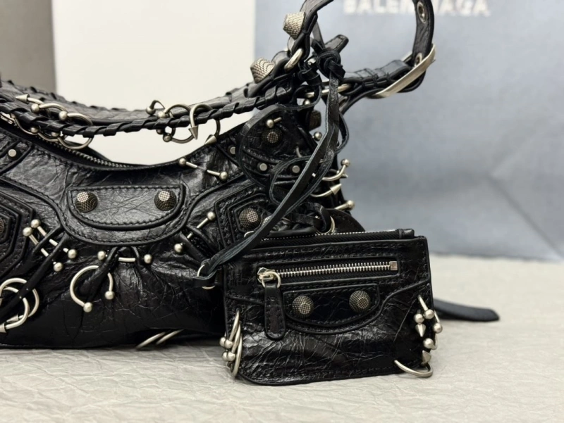 Cozy Bxlxnciaga  City Bags 84402