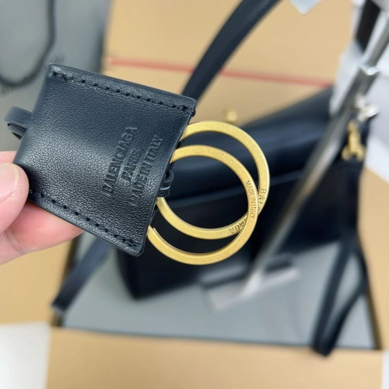 HighQuality Bxlxnciaga Top Handle Bags 83823
