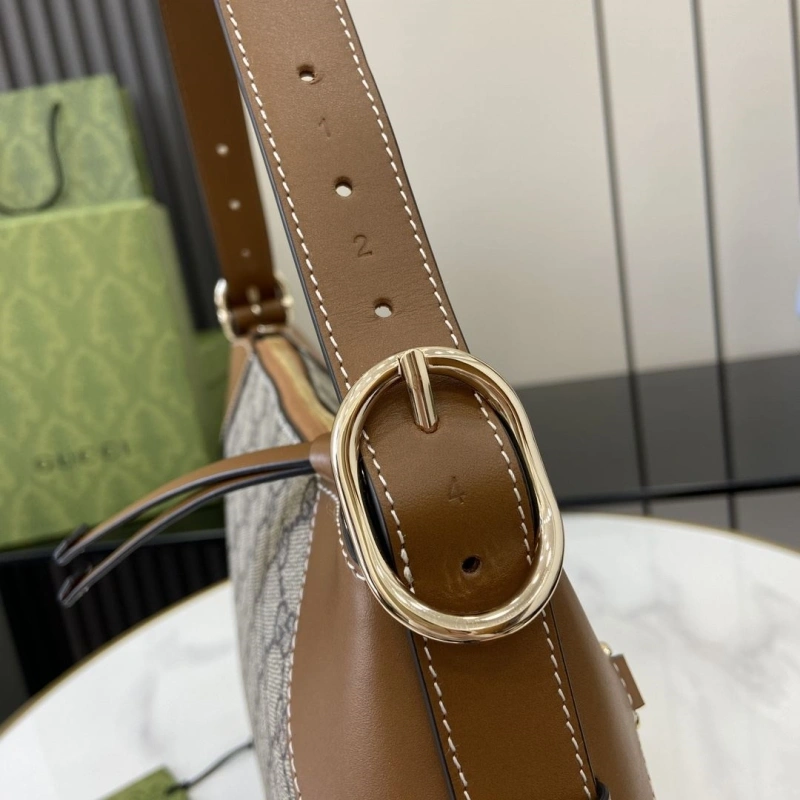 Trendsetting Gxccx Top Handle Bags 44004
