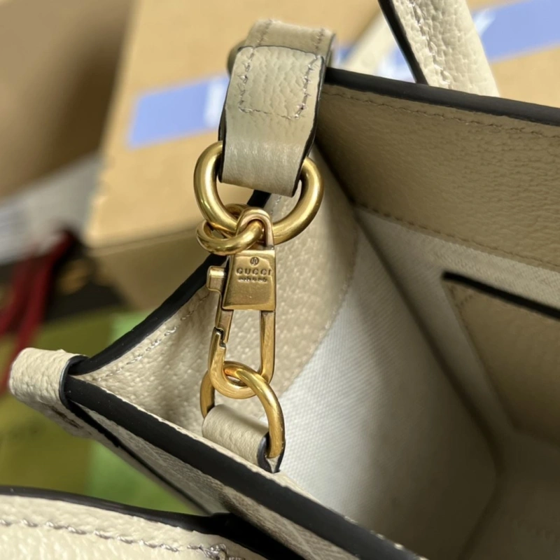 Trendy Gxccx Top Handle Bags 43921