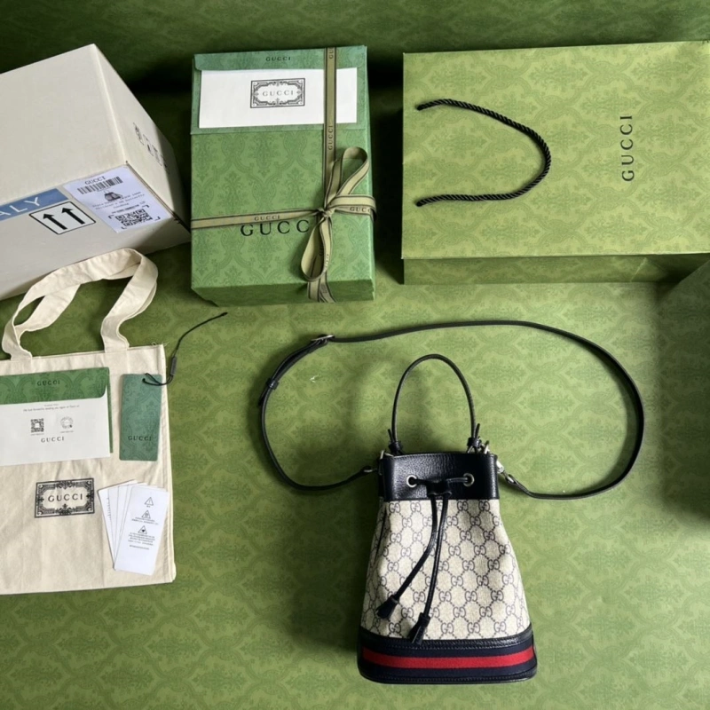 Gxccx Bucket Bags Bold 45216