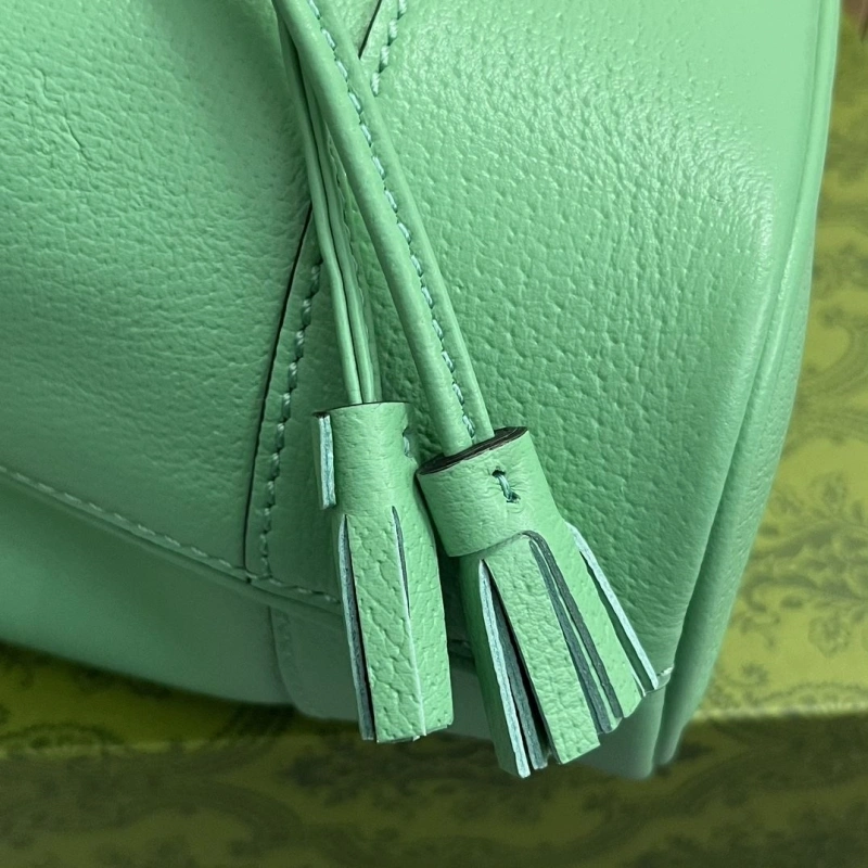 Resilient Gxccx Bucket Bags 45218