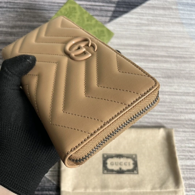 Versatile Gxccx Wallets & Purse 43216