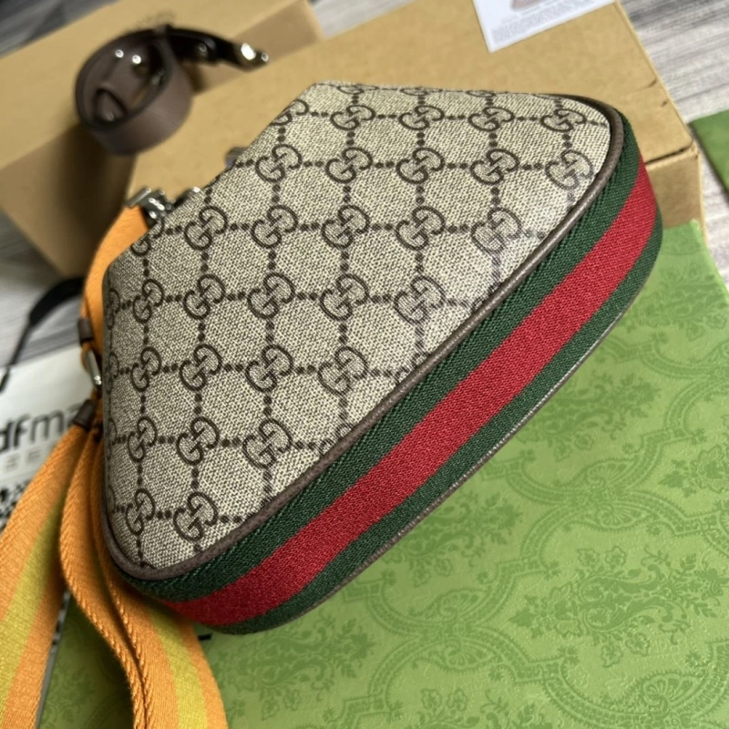 Gxccx Satchel Bags Vibrant 44654