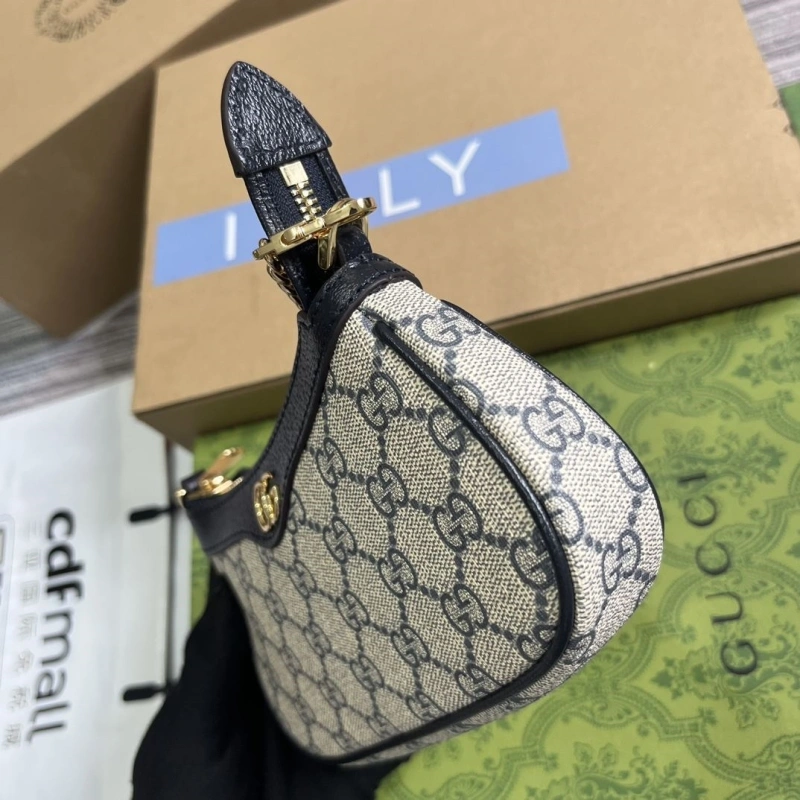 Trendsetting Gxccx Top Handle Bags 43724