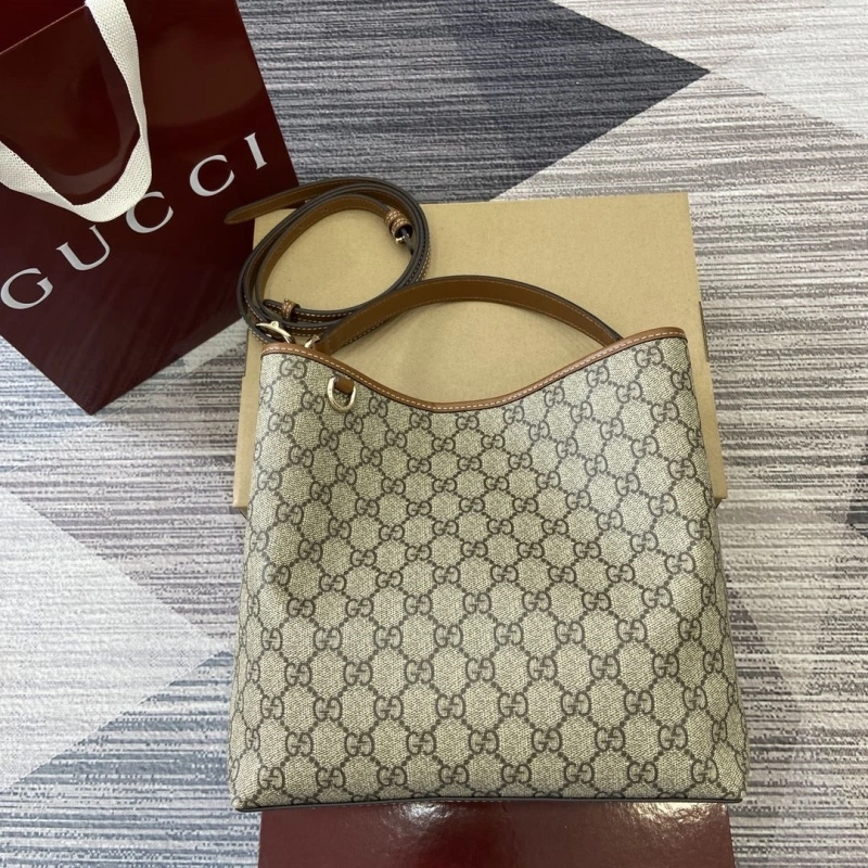 Gxccx Bucket Bags ModernLook 45162