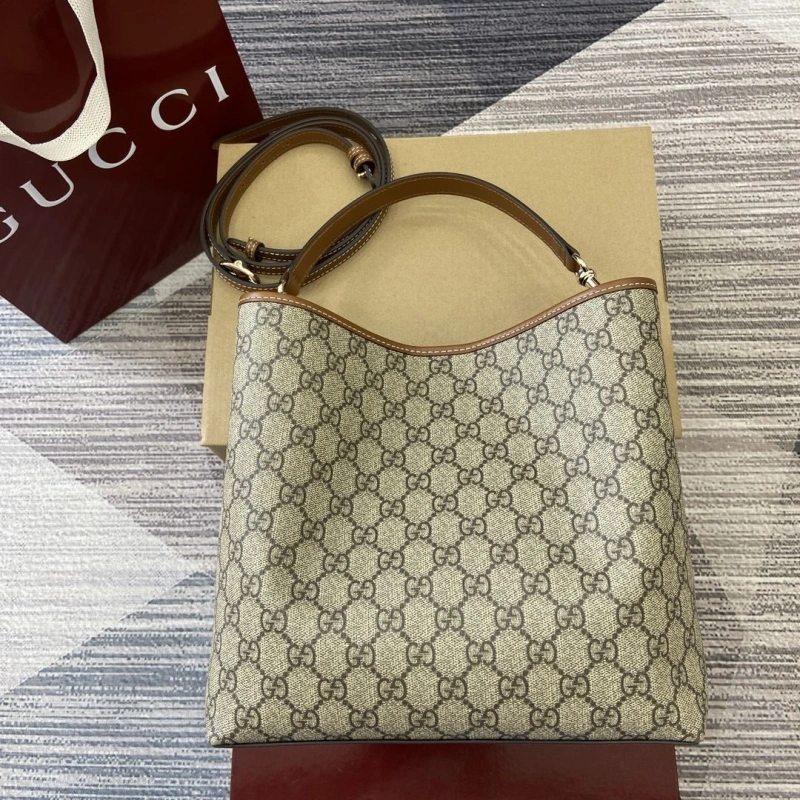 Gxccx Bucket Bags ModernLook 45162