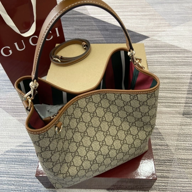 Gxccx Bucket Bags ModernLook 45162