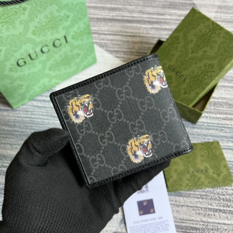 Versatile Gxccx Wallets & Purse 43225
