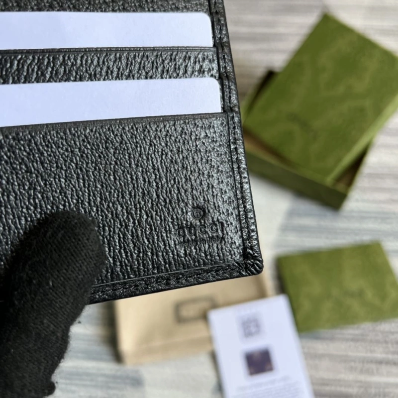 Versatile Gxccx Wallets & Purse 43225