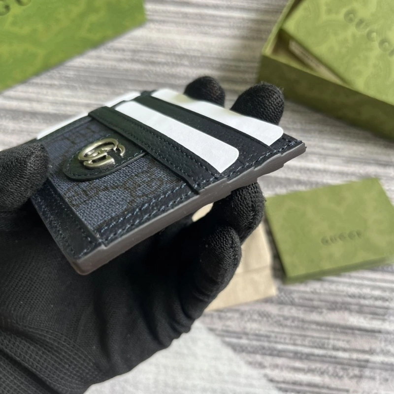 Gxccx Wallets & Purse UrbanStyle 43183