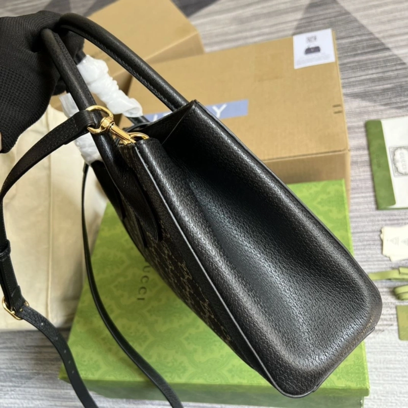 Trendsetting Gxccx Top Handle Bags 43661