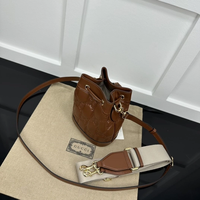 Gxccx Bucket Bags Versatile 45172