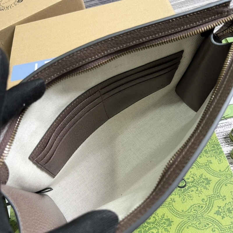 Compact Gxccx Clutch Bags 45143