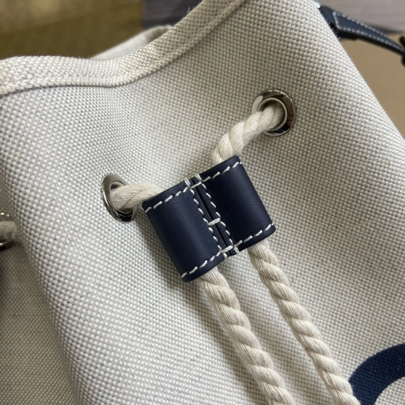Trendy Gxccx Bucket Bags 45180