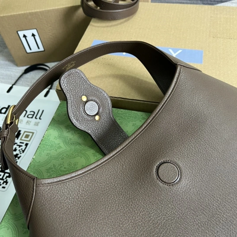 WellDesigned Gxccx Top Handle Bags 43564