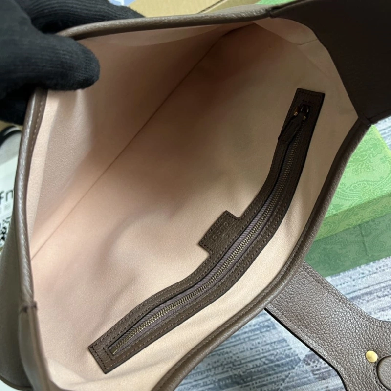 WellDesigned Gxccx Top Handle Bags 43564