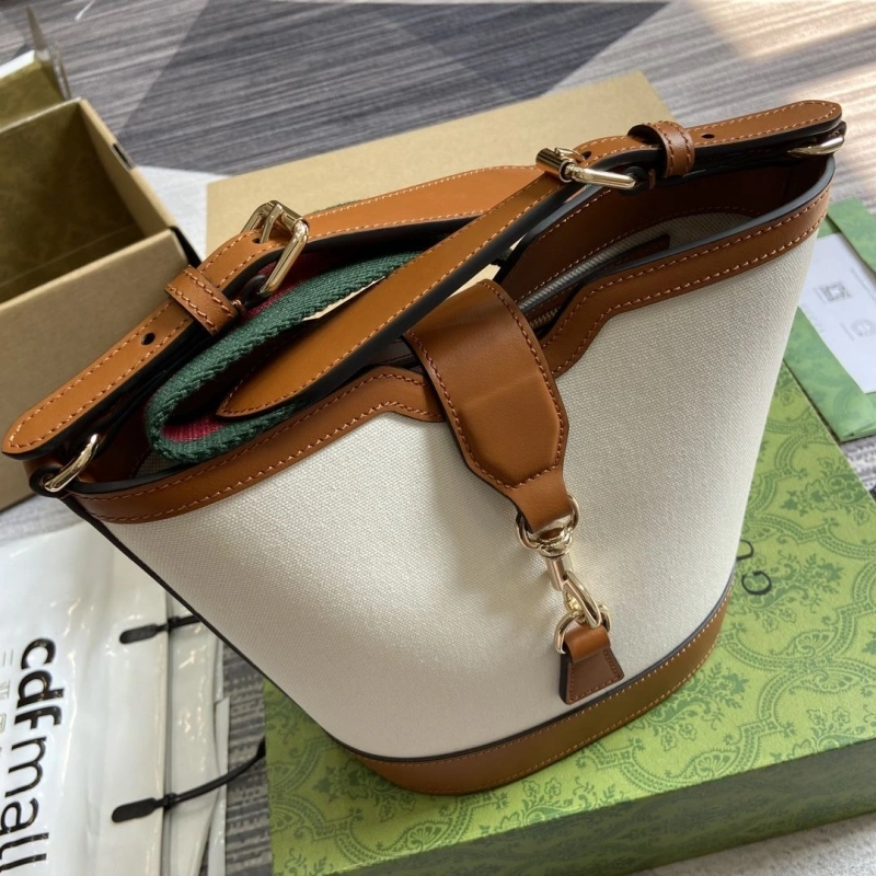 Gxccx Bucket Bags Refined 45171