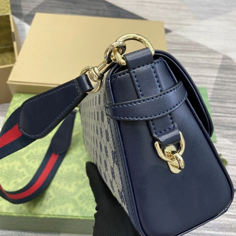 Trendsetting Gxccx Top Handle Bags 43491