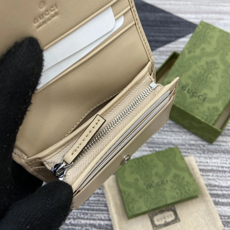 Cozy Gxccx Wallets & Purse 43136