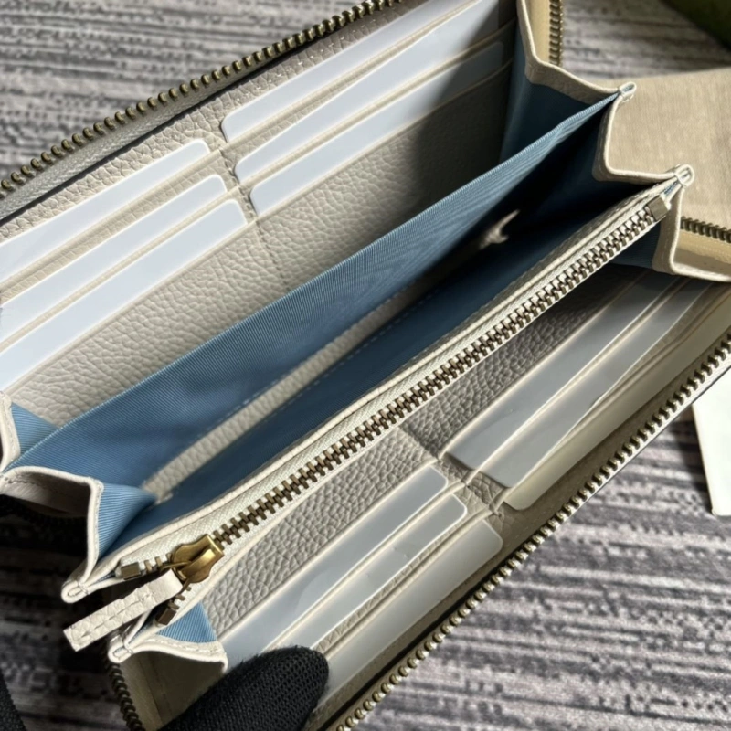 Gxccx Wallets & Purse Comfortable 43150