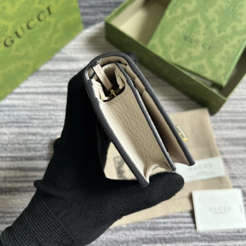 WellDesigned Gxccx Wallets & Purse 43128