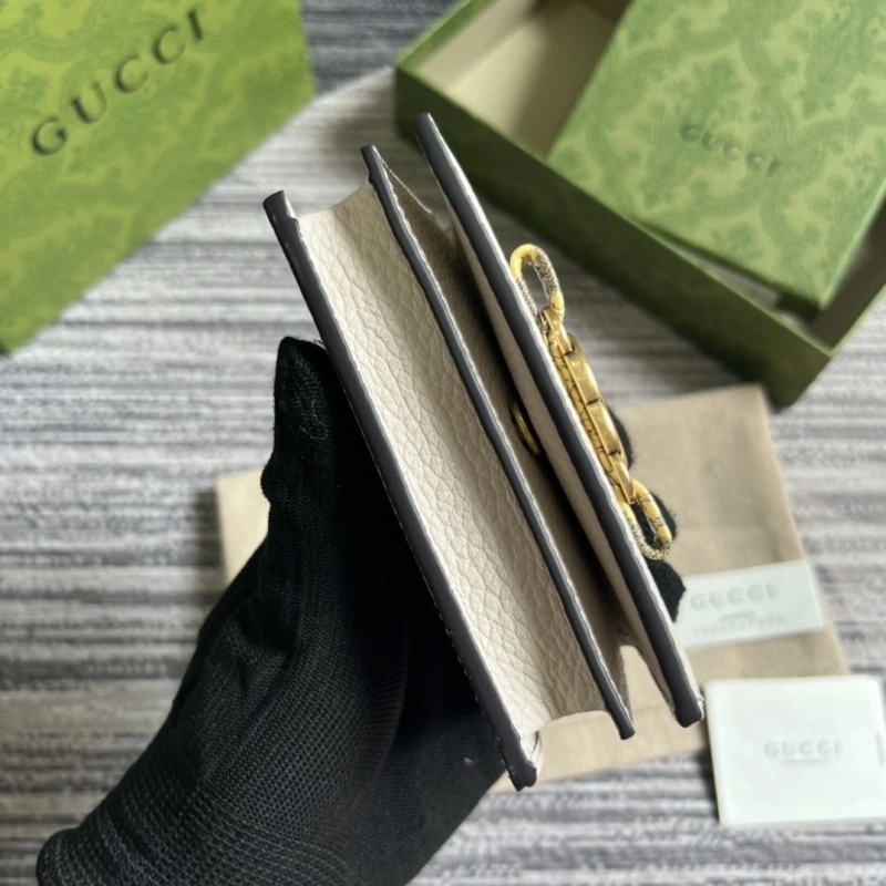 WellDesigned Gxccx Wallets & Purse 43128