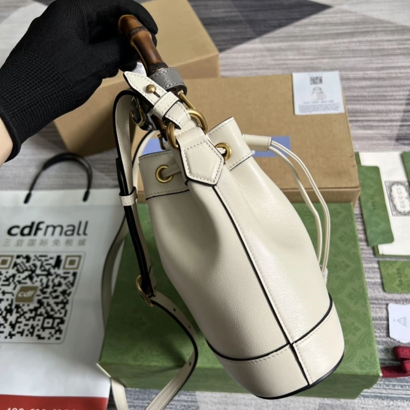 Fashionable Gxccx Bucket Bags 45161