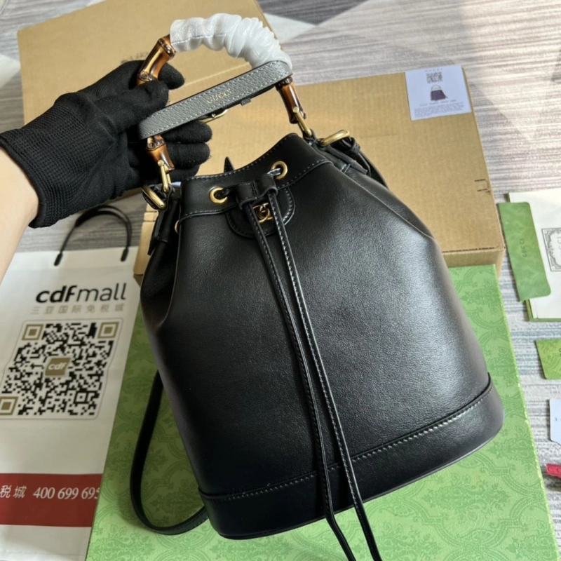 Gxccx Bucket Bags Modern 45153