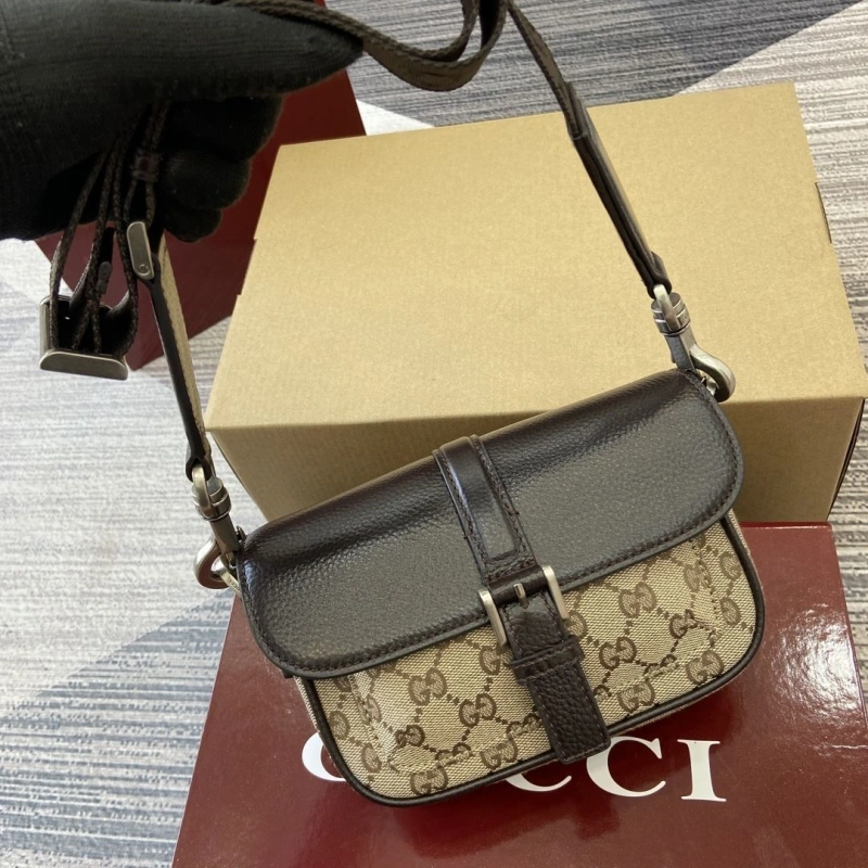 Gxccx Satchel Bags Trendy 44300