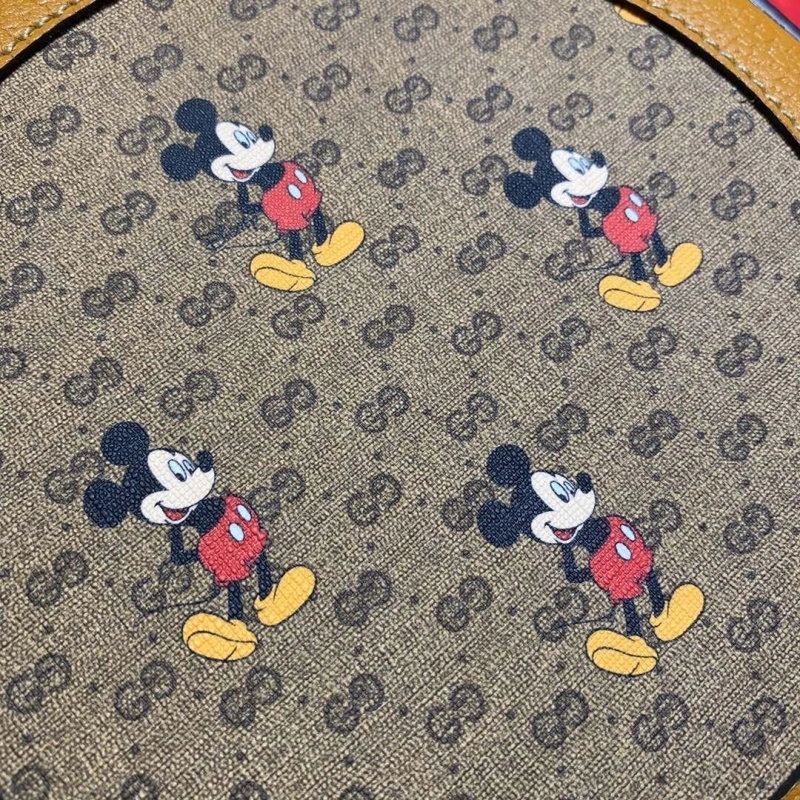 Gxccx Round Bags Timeless 45040