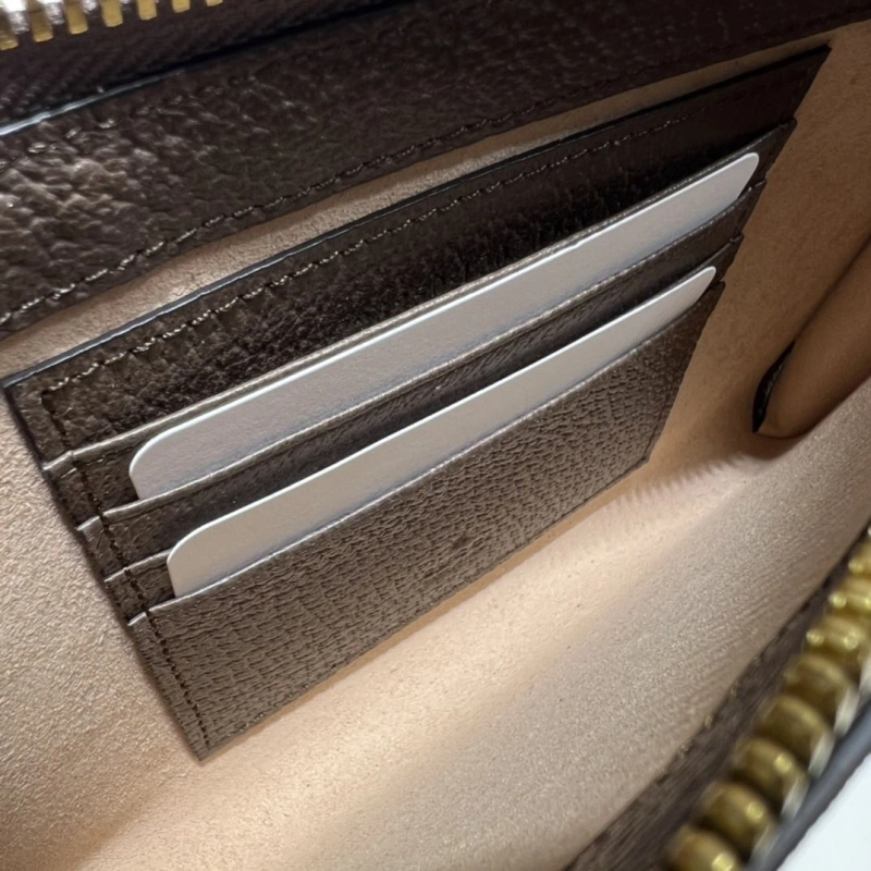 Functional Gxccx Wallets & Purse 43100