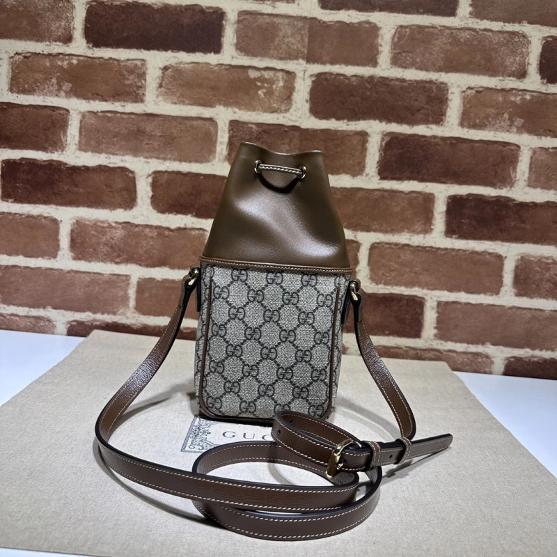 Gxccx Bucket Bags EyeCatching 45154