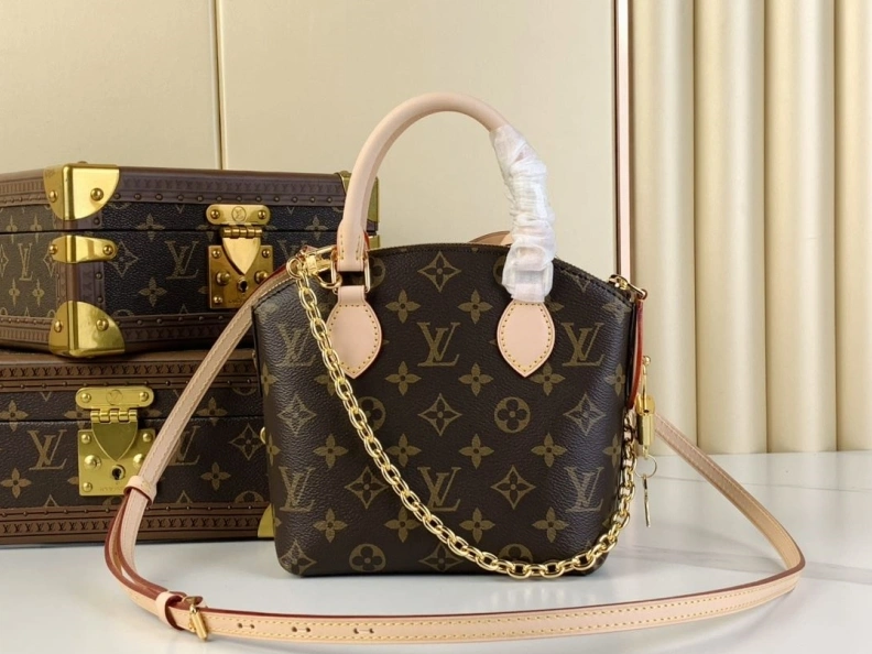 LX Top Handle Bags Practical 2692