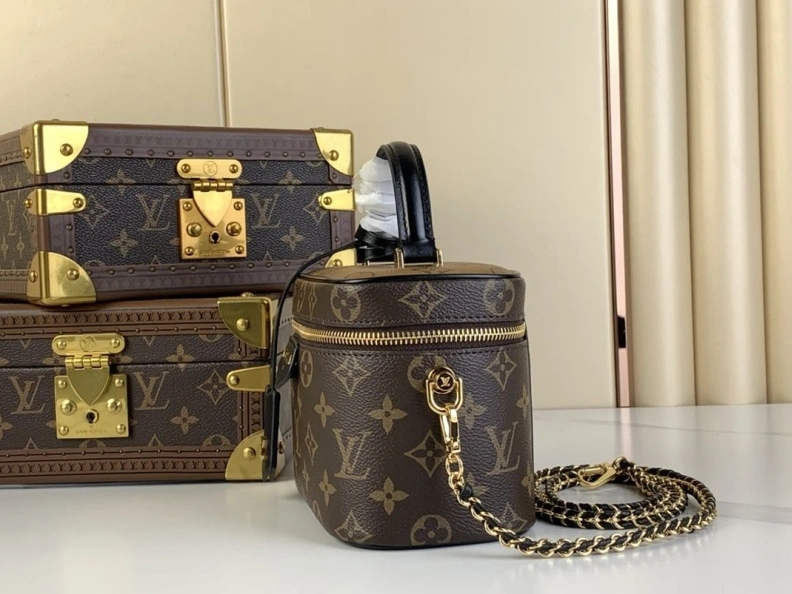 LX Cosmetic Bags DailyWear 34