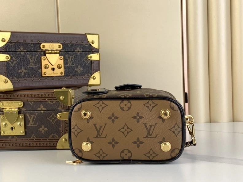 LX Cosmetic Bags DailyWear 34
