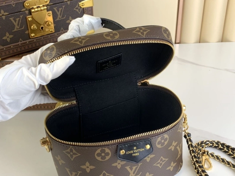 LX Cosmetic Bags DailyWear 34