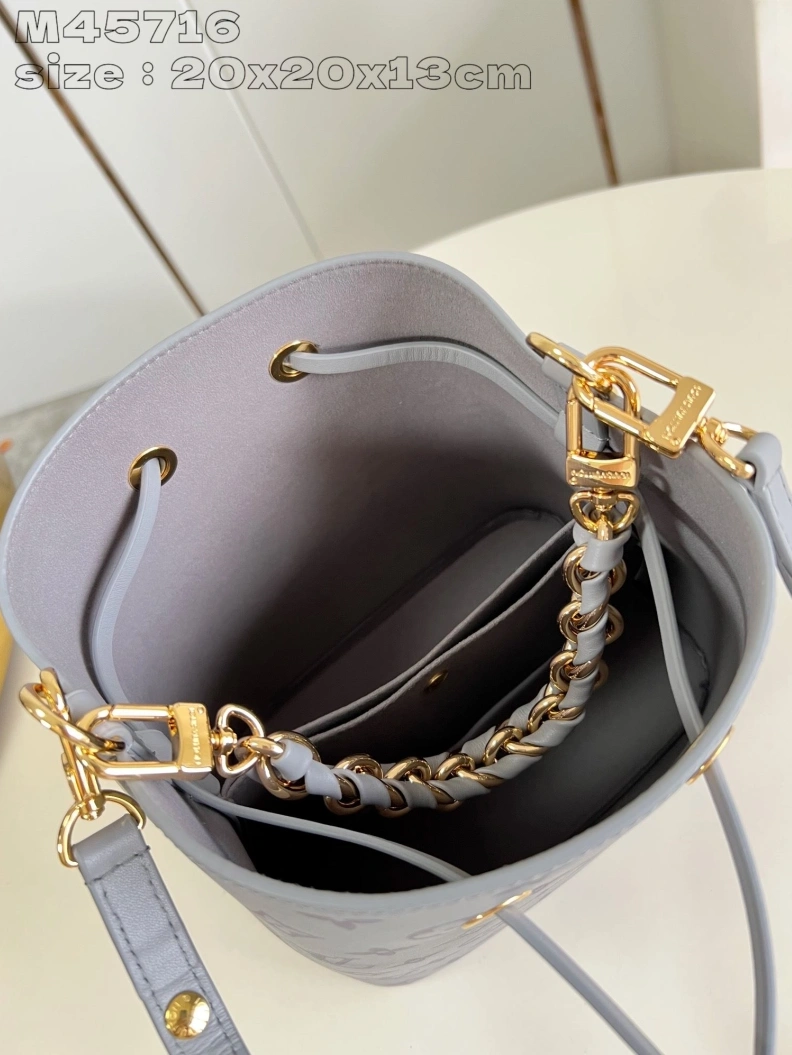 Sleek LX Bucket Bags 2941