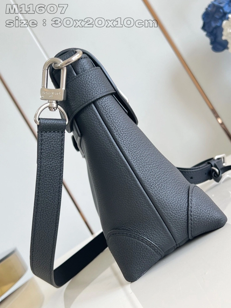 Trendsetting LX Satchel Bags 2850