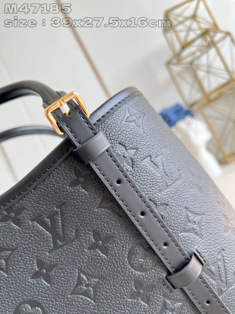 Versatile LX Shopping Bags 2740