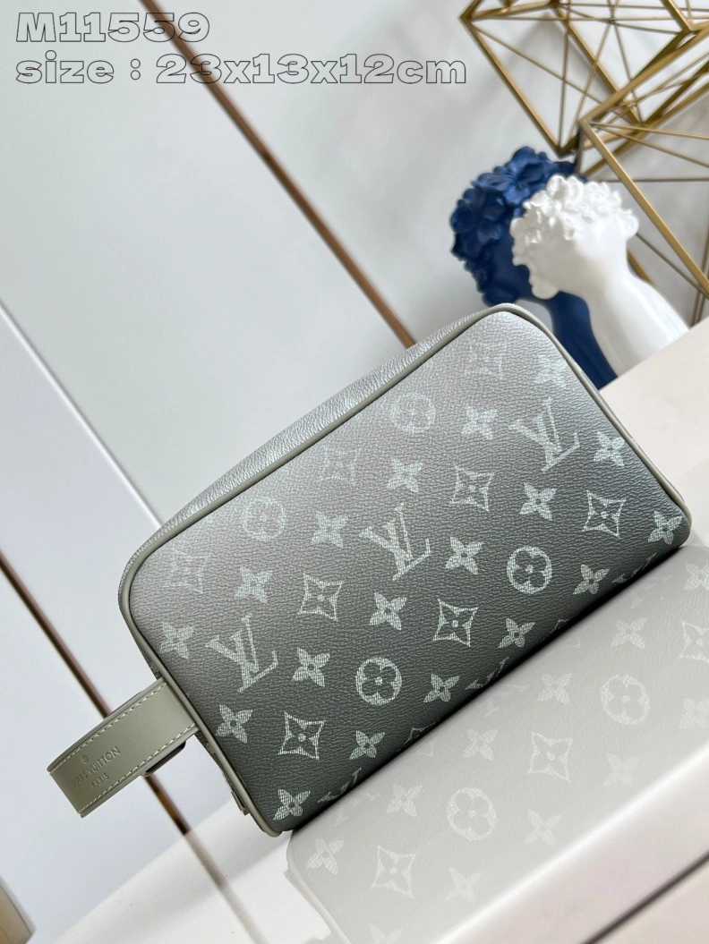 LX Cosmetic Bags GoAnywhere 2851
