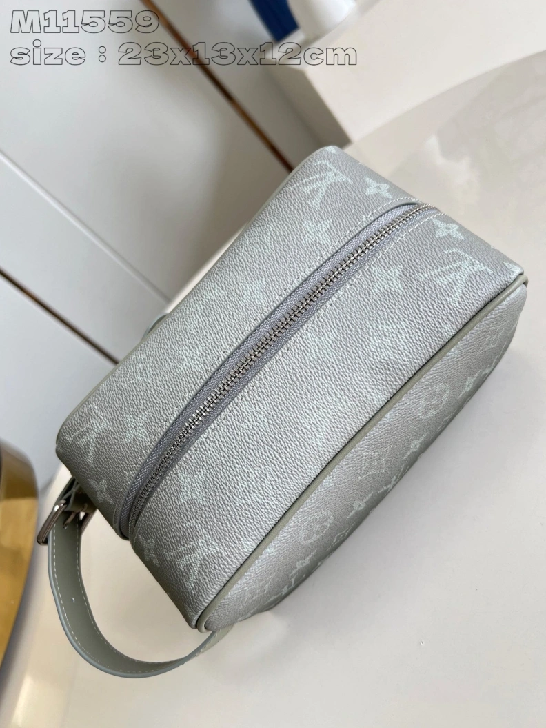 LX Cosmetic Bags GoAnywhere 2851