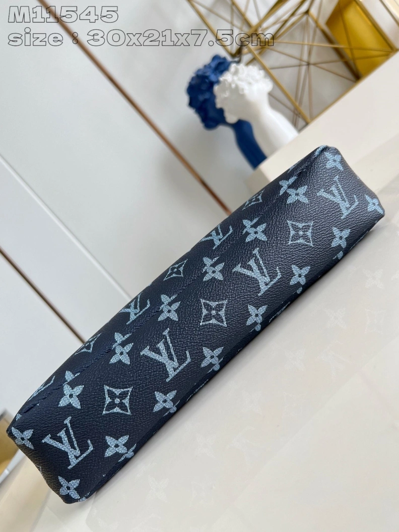Soft LX Clutch Bags 2852