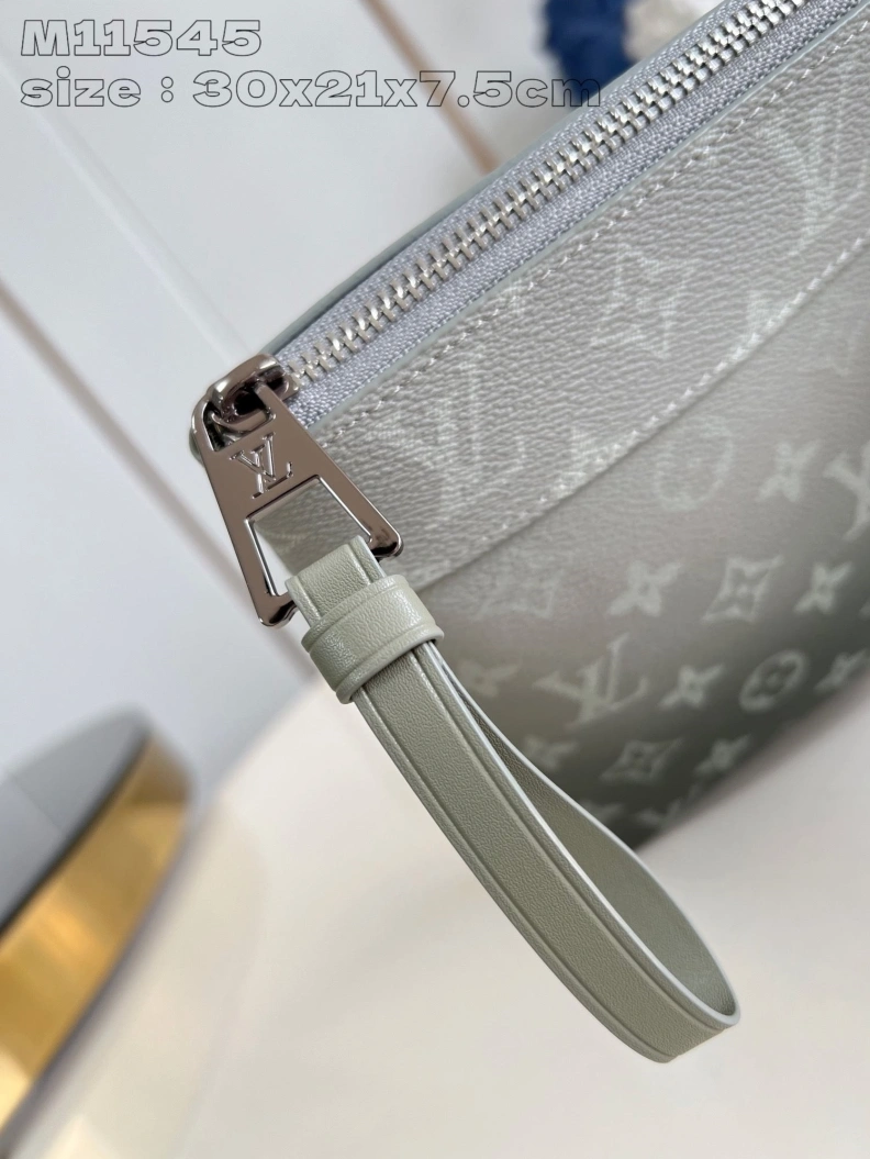 Lightweight LX Clutch Bags 2847
