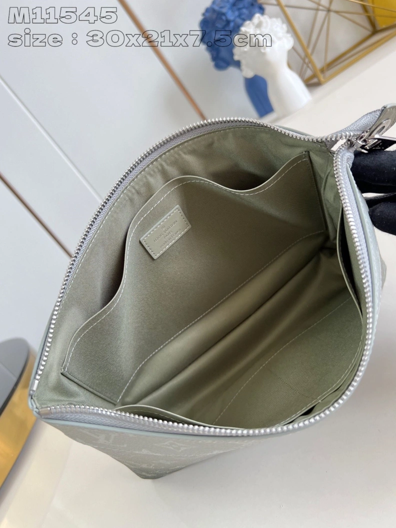 Lightweight LX Clutch Bags 2847