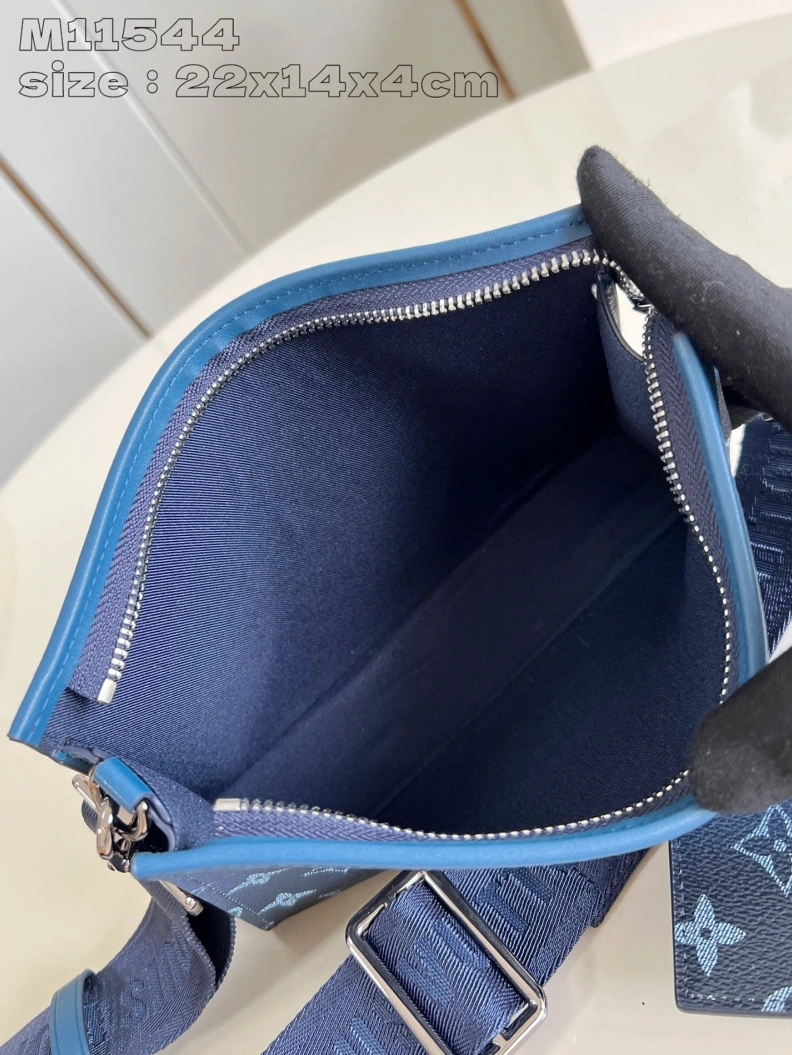 EasyMatch LX Clutch Bags 2840