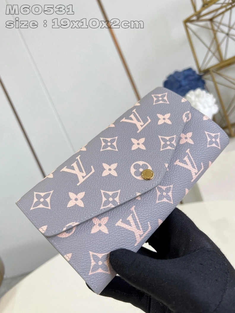 LX Wallets Functional 2650