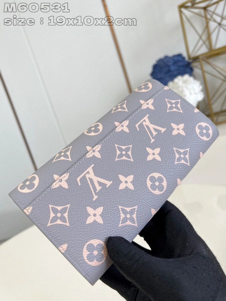 LX Wallets Functional 2650