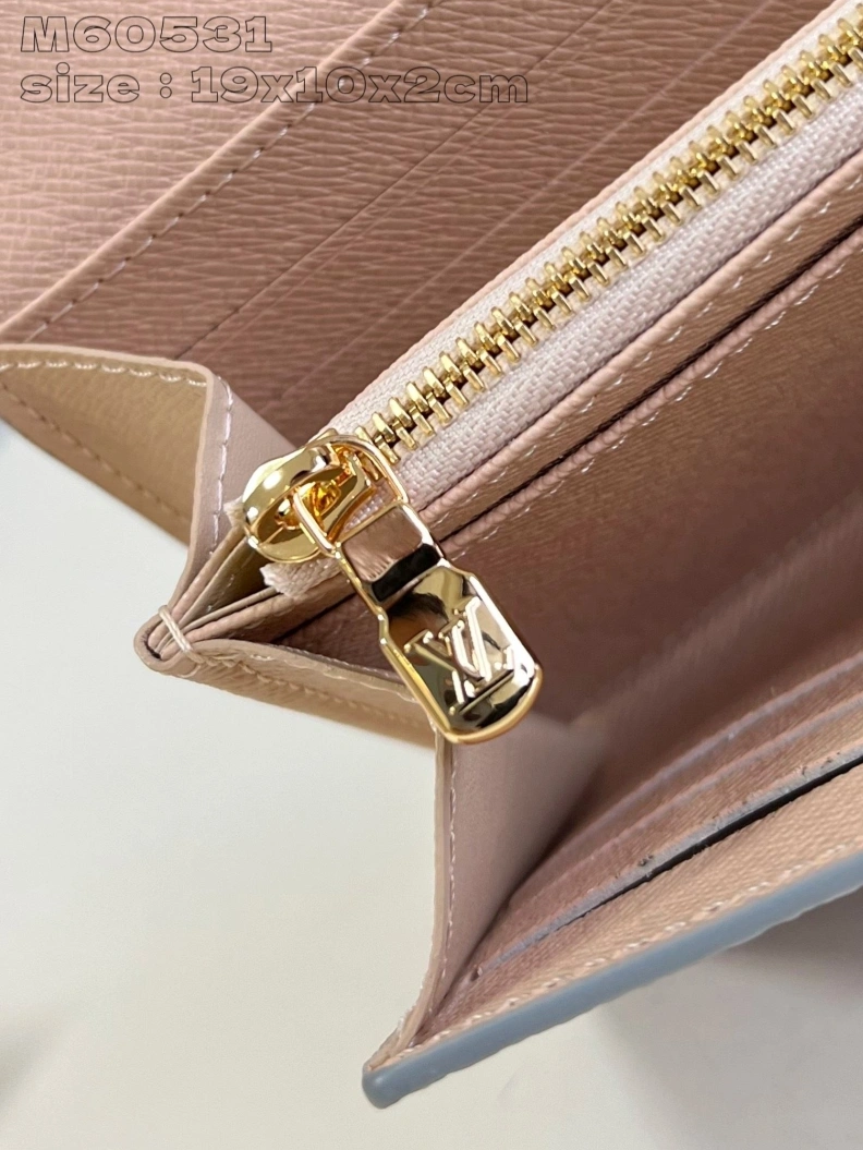 LX Wallets Functional 2650