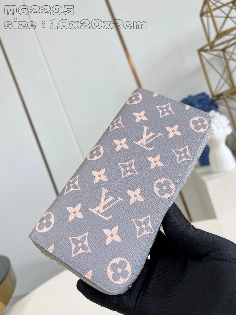 Classic LX Wallets 2647
